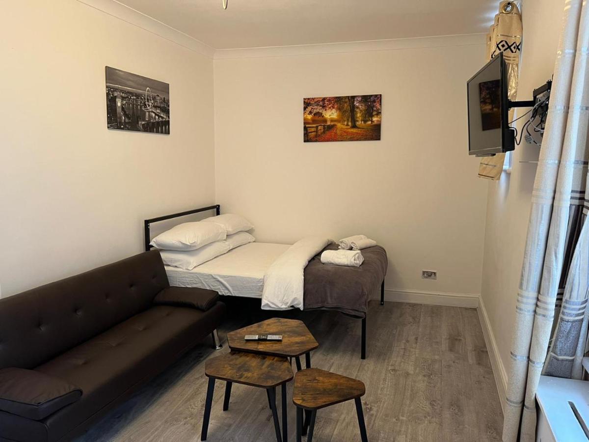 Apartamento F4-Ground Floor Studio Fits 3 Near Paddington Londres Exterior foto
