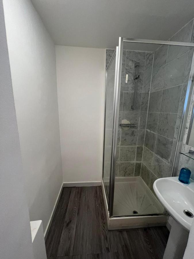 Apartamento F4-Ground Floor Studio Fits 3 Near Paddington Londres Exterior foto